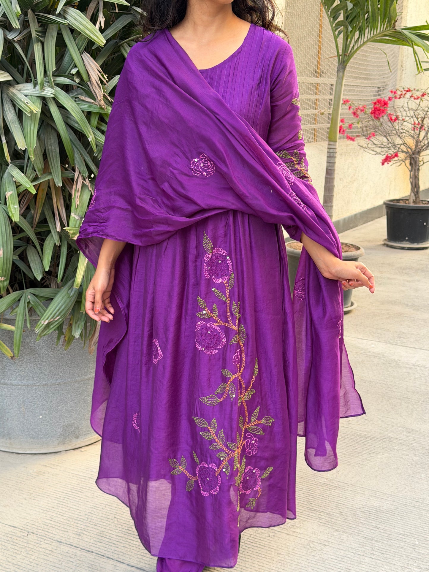 First 3 pictures is the new shade and other pictures are for reference A0606 Purple 3pc set with hand kanta detailing all over the dress