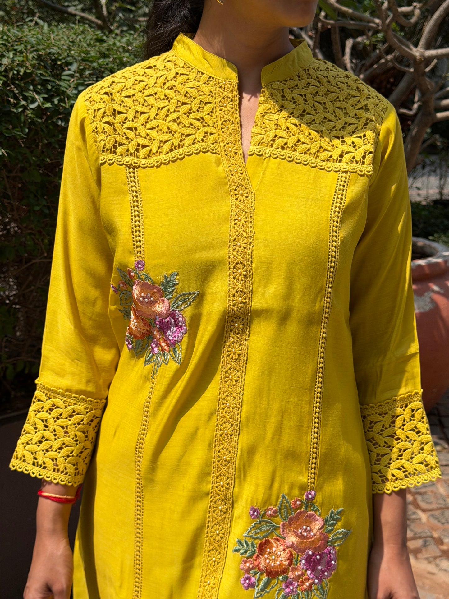 A0654 Budget friendly Yellow Mul Chanderi cord set with embroidery and lays detailing. These are one sizes down so mentioned tag size vs actual size 38-36,38-40,40-42,42-44,44-46
