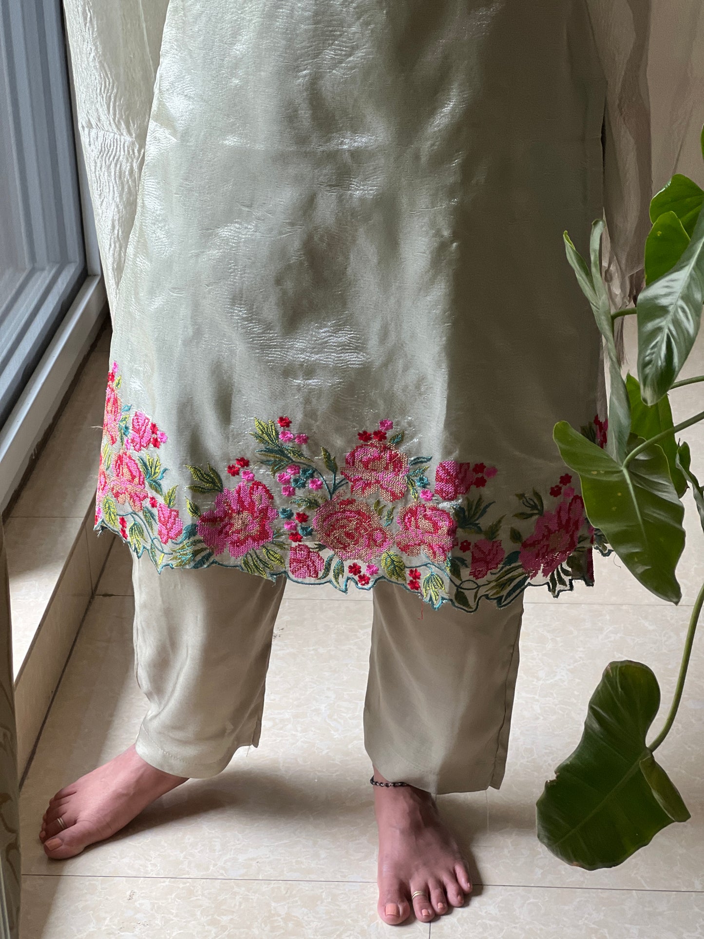 A0403 pista green crushed tissue 3 piece dress with crossstich machine embroidery & cut work detailing