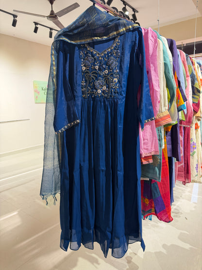 Mul Chanderi Blue 3pc set with beautiful hand beads detailing.
