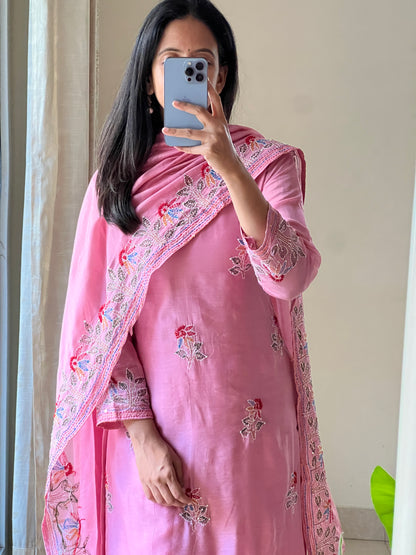 A0557 pink mul chanderi Aline 3 piece dress with Kantha work detailing all over the dress & duppatta( in pictures it’s looking straight cut but it’s Aline style )