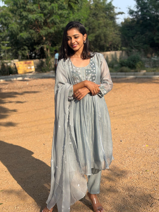 A0190 Mul chanderi 3 piece set with hand embroidery and beads detailing