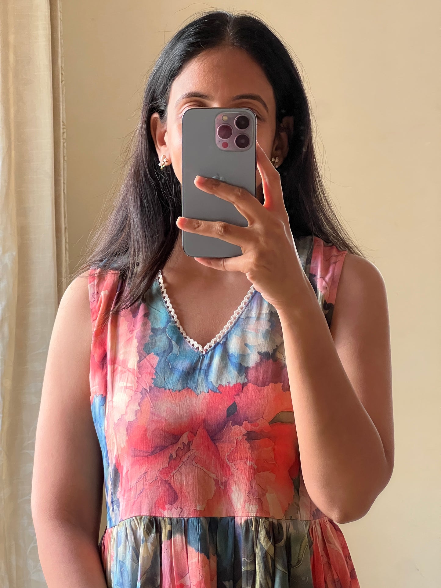 A0628 multi colour floral mul cotton frock comes with complete lining & sleeves are provided inside