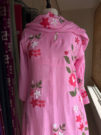 A0559 pink mul chanderi hand painted, kanta 3 piece A-Line dress.