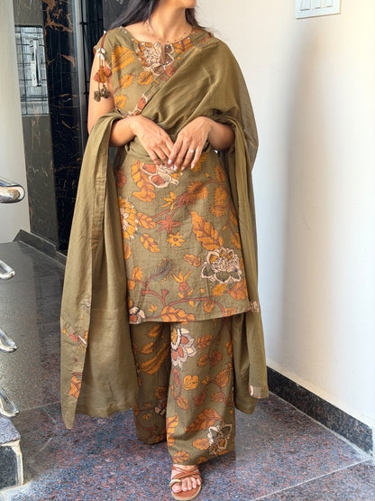 A0867 Kalamkari 3pc set with applique work detaining