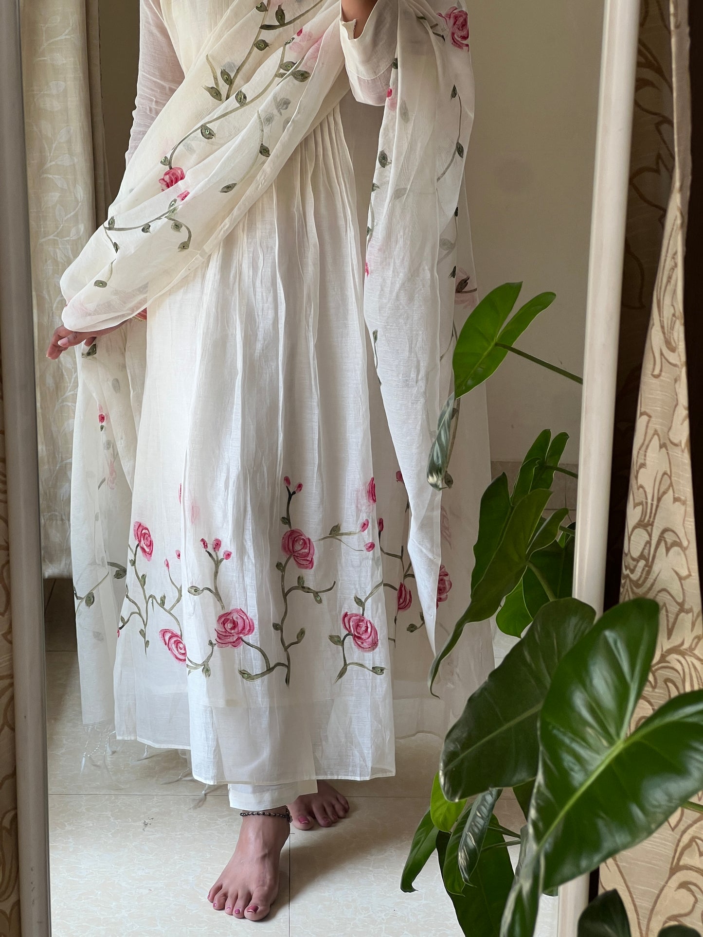 A0498 white Mulchanderi 3 piece dress with rose hand paint & hand embroidery detailing all over the duppatta & dress