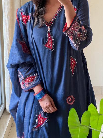 A0632 blue mul chanderi 3 piece suit with hand embroidery & bandhini applique work details all over the dress