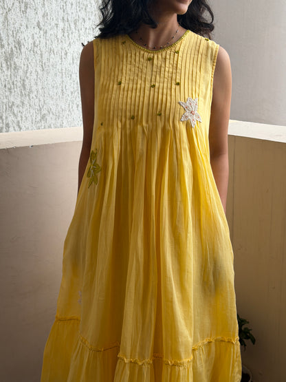 A0756 Honey 🍯 Bee Mul Cotton dress with pockets