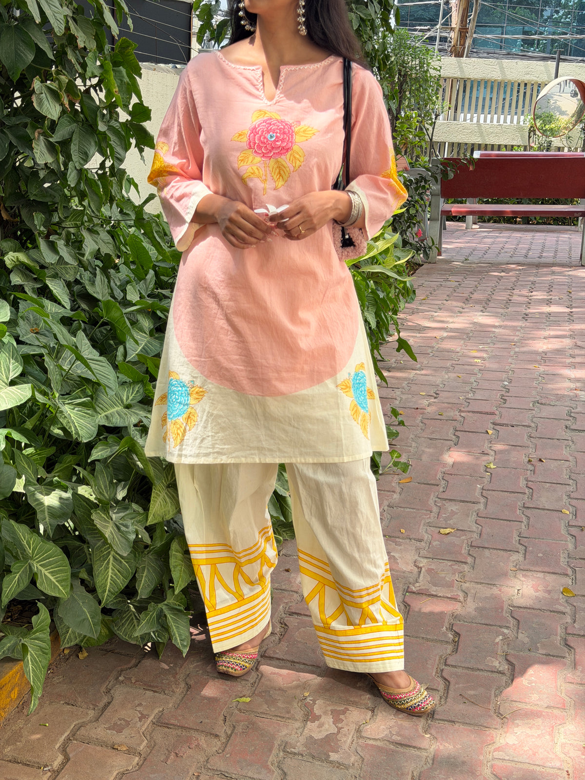 A0874 Pink and cream cordset farshi digital print pants