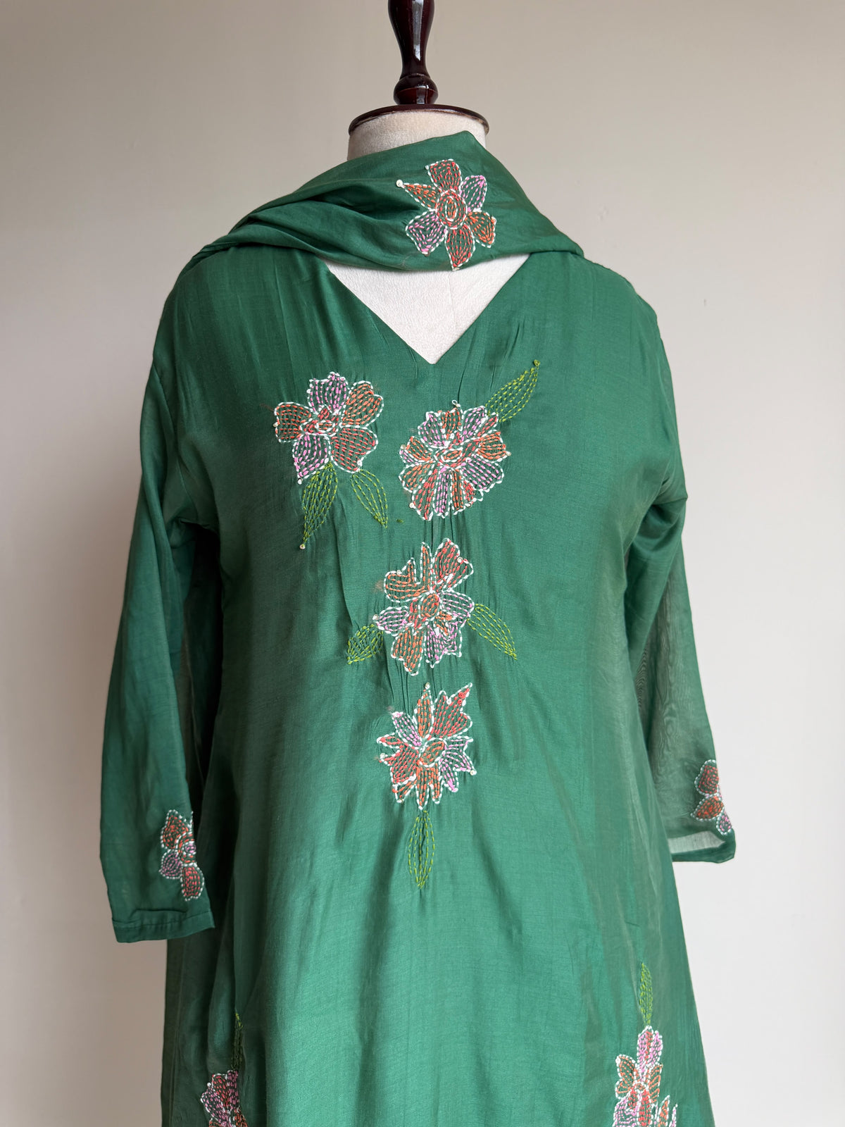 A0839 green mul chanderi Kantha work a line 3 pc dress