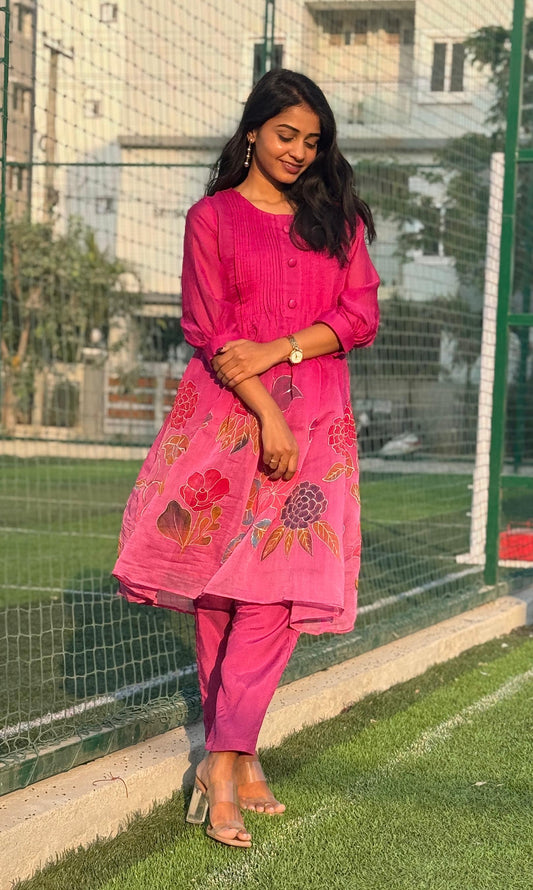 Pink shaded hand painted Mal-chanderi Co-ord set