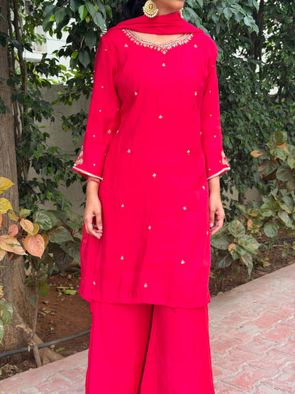 A0684 Mulchanderi Red 3pc set with complete bead work detailing