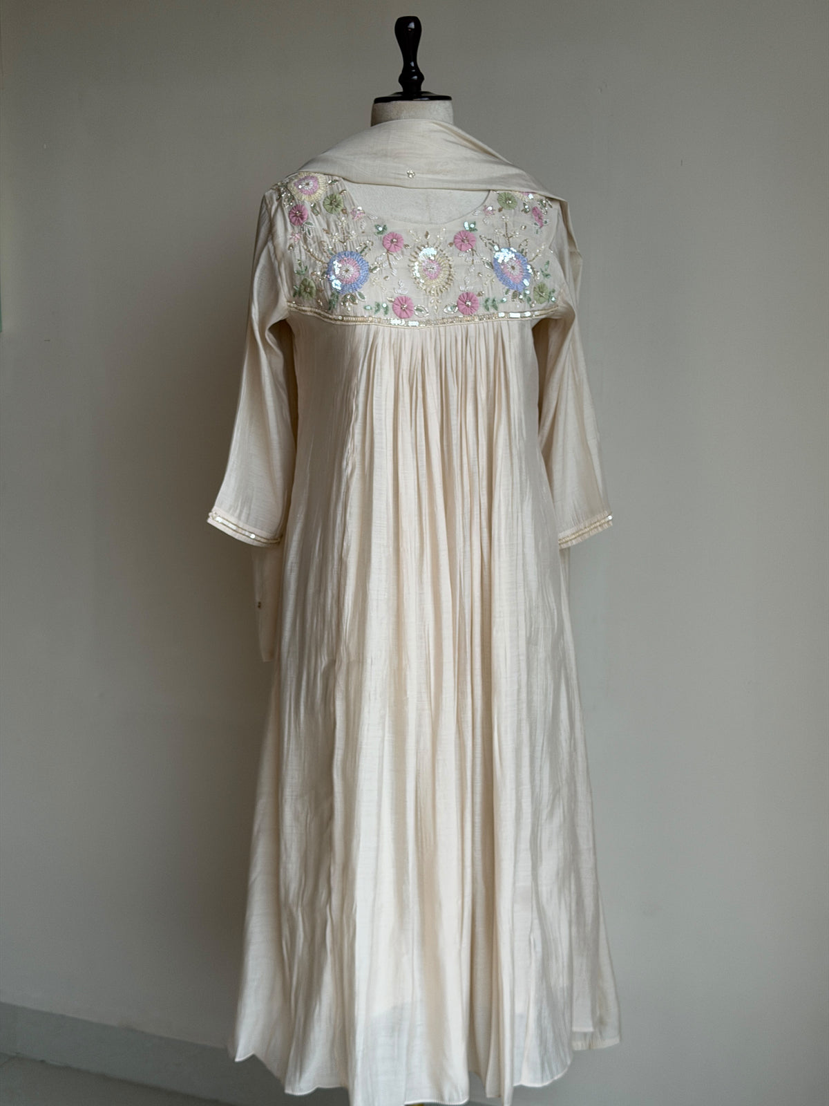 A0843 cream mul chanderi hand embroidery 3 piece dress
