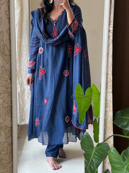 A0632 blue mul chanderi 3 piece suit with hand embroidery & bandhini applique work details all over the dress