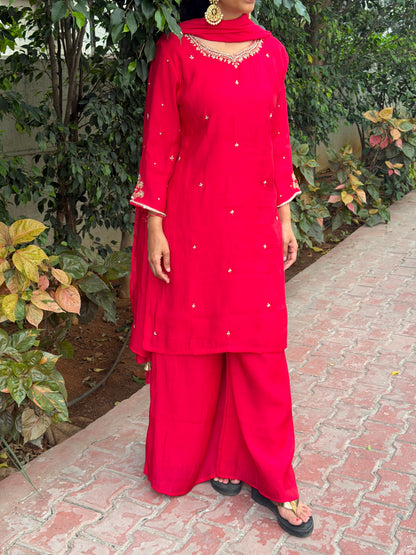 A0684 Mulchanderi Red 3pc set with complete bead work detailing