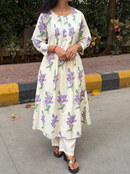 A0672 cream & lavender mul cotton two piece with lotus digital print comes with lining