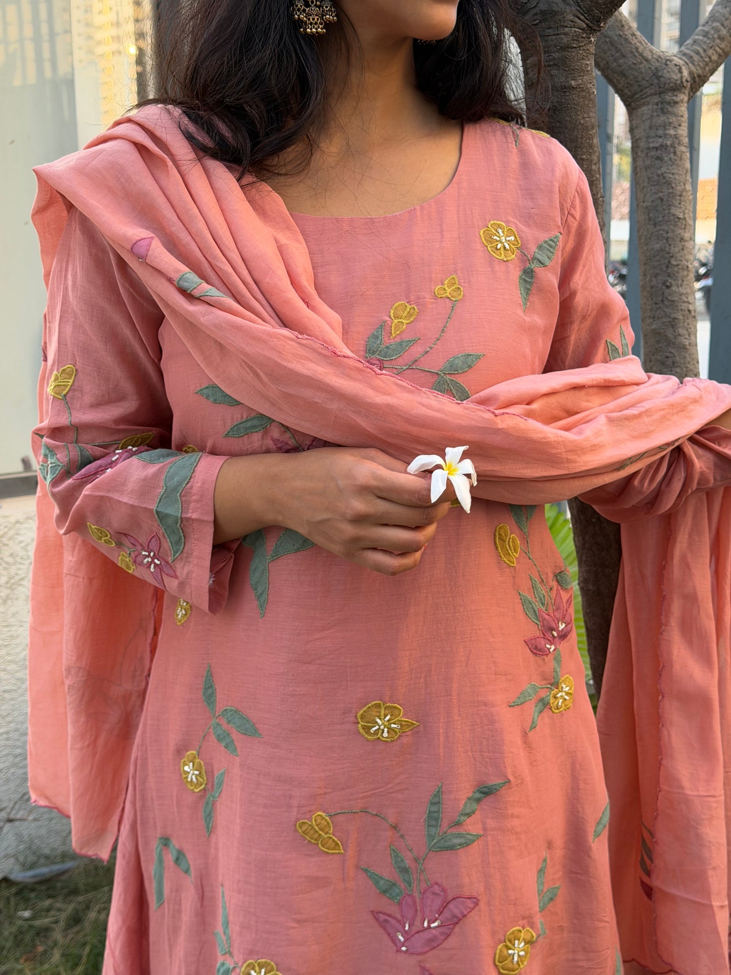 A0609 peach shade mul Chanderi 3pc with beautiful appliqué work detailing