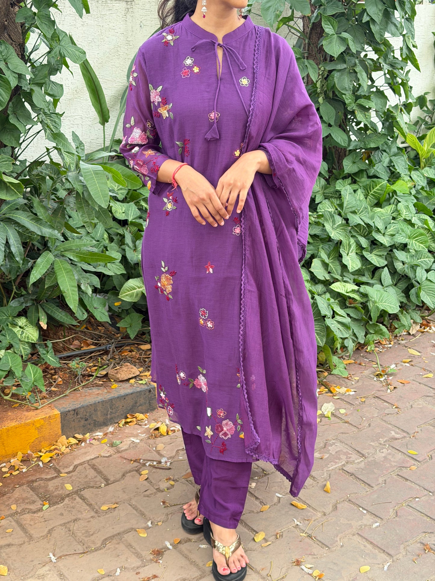A0687 Premium Mul Chanderi 3pc set with floral hand embroidery details