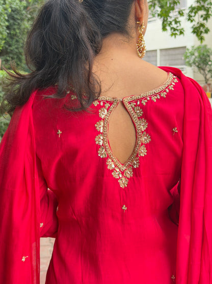 A0684 Mulchanderi Red 3pc set with complete bead work detailing