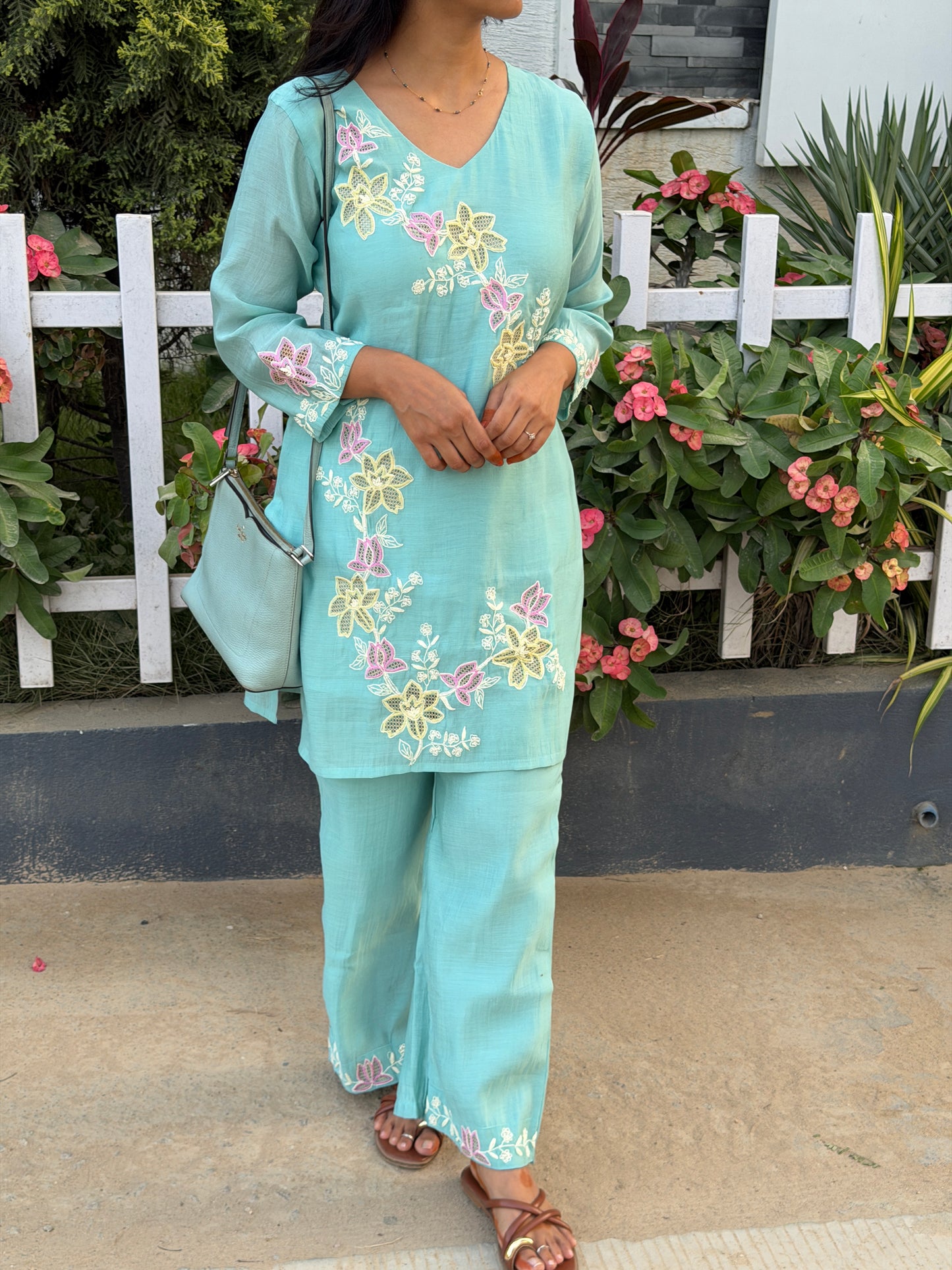 A0810 Mul Chanderi Powder Blue coordset with thread applique work