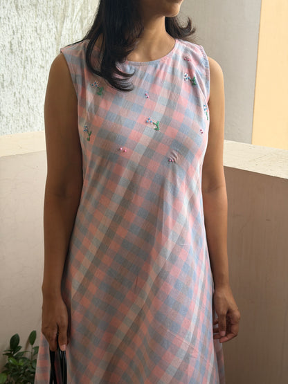 A0775 The checkmate. Mul cotton nude palette checks A-line dress.