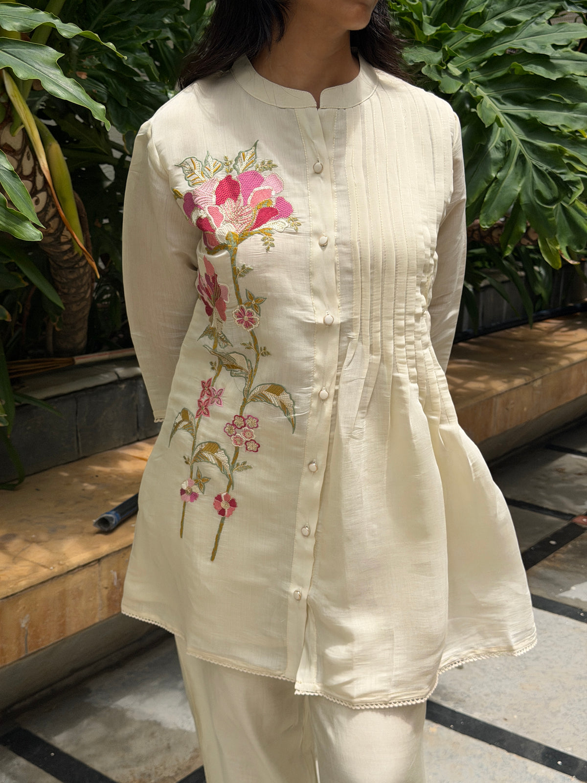 A0831 Mul Chanderi Cream cord set with embroidery detailing with pleats pattern