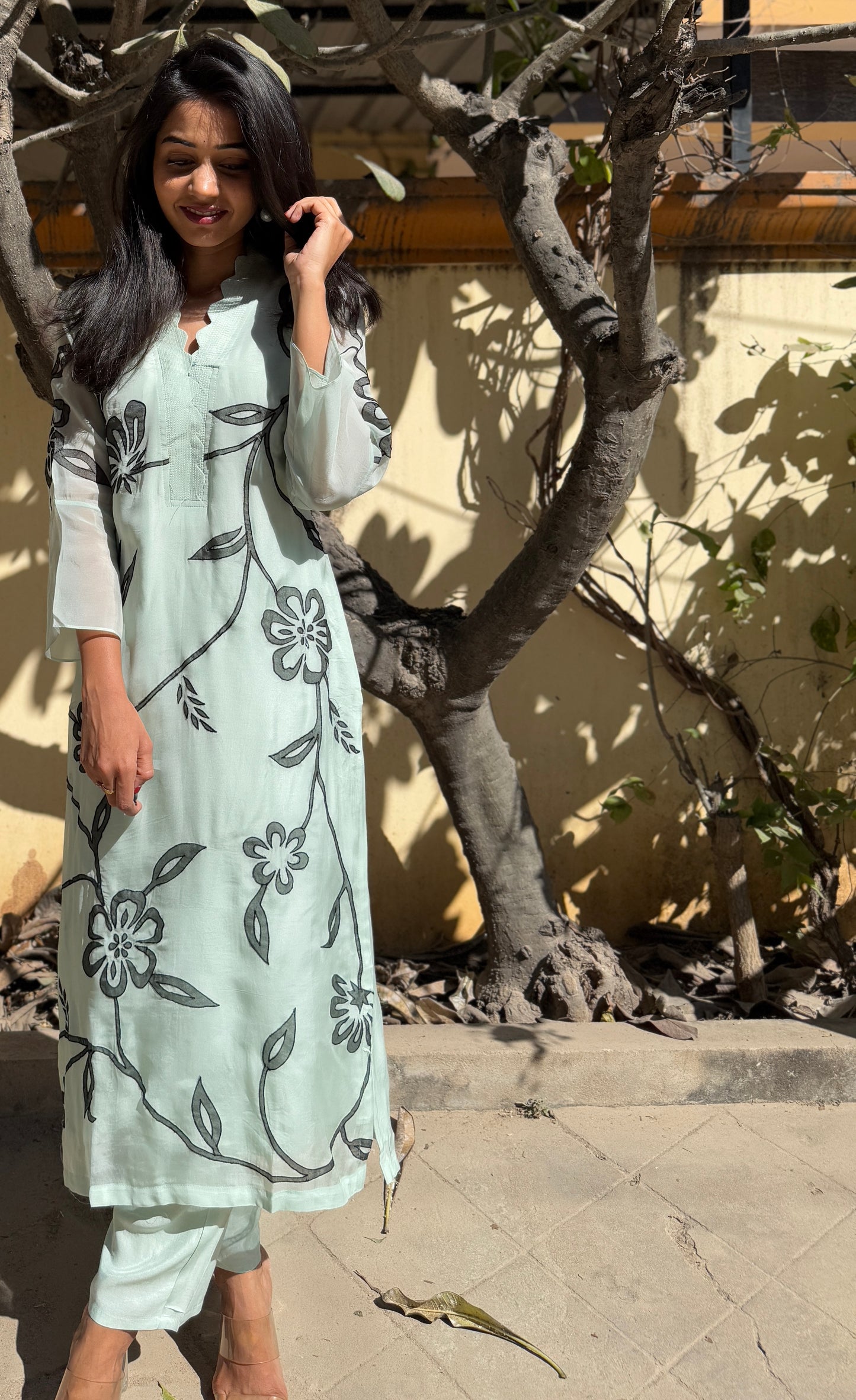 A0224 green organza two pieces set with applique work