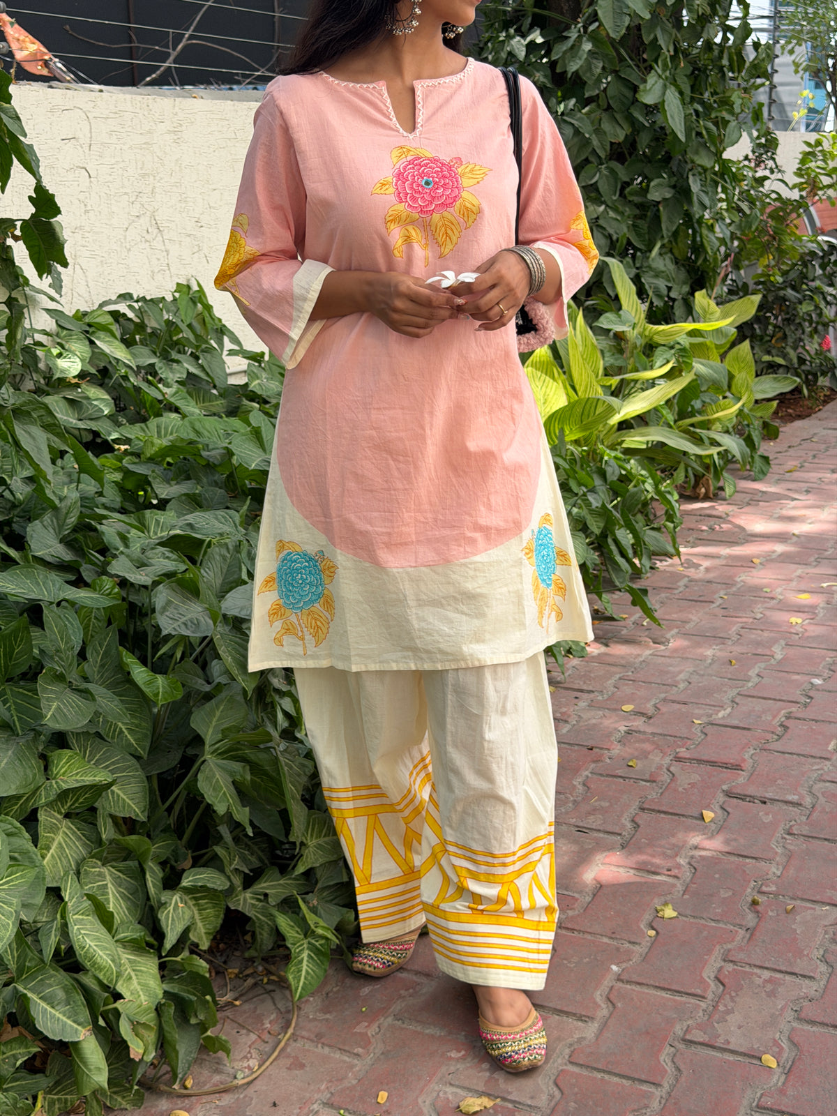A0874 Pink and cream cordset farshi digital print pants