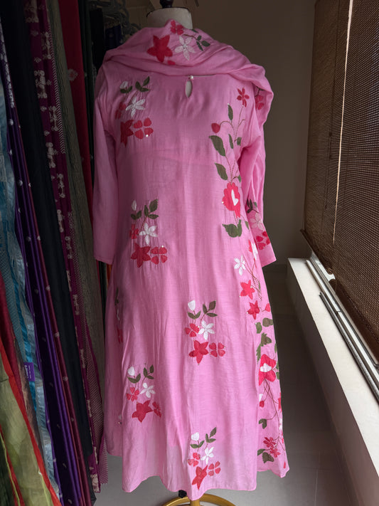 A0559 pink mul chanderi hand painted, kanta 3 piece A-Line dress.