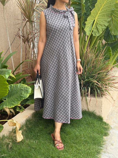 A0778 Soft cotton handloom black Bow dress
