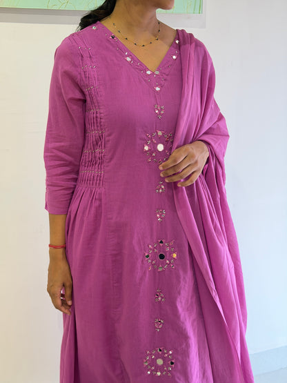 A0730 pink mul cotton 3 piece with mirror embroidery detailing & side pleats