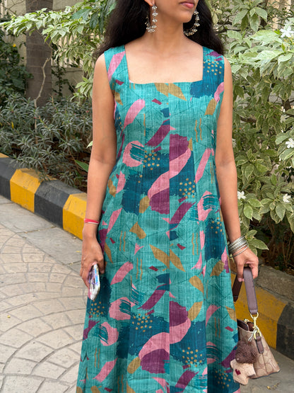 A0726 Lenin abstract pleated dress in beautiful green