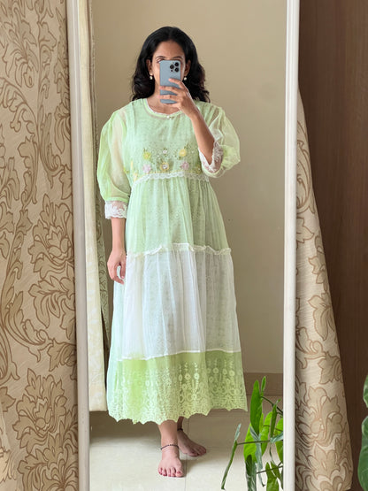 Green Chiluka Pure Kota cotton dress comes with printed cotton lining