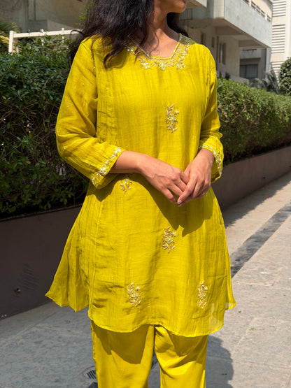 A0635 Beautiful yellow shade mul Chanderi cord set with Kundan, beads and embroidery detailing