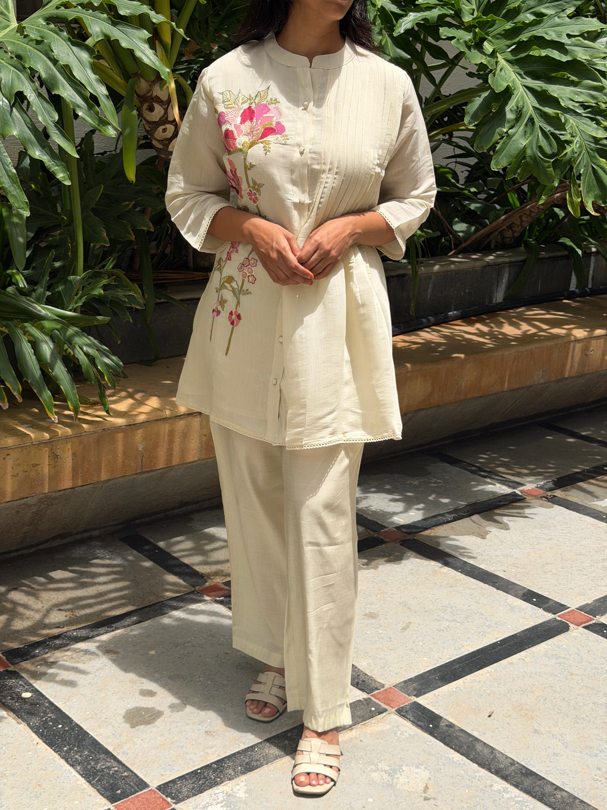 A0831 Mul Chanderi Cream cord set with embroidery detailing with pleats pattern