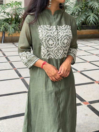 A0679 Premium Mul Chanderi 2pc set in beautiful green shade