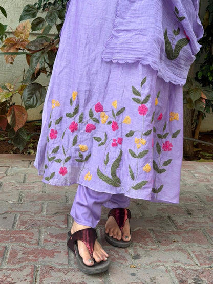 A0624 lavender mul chanderi 3 piece suit with applique work detailing