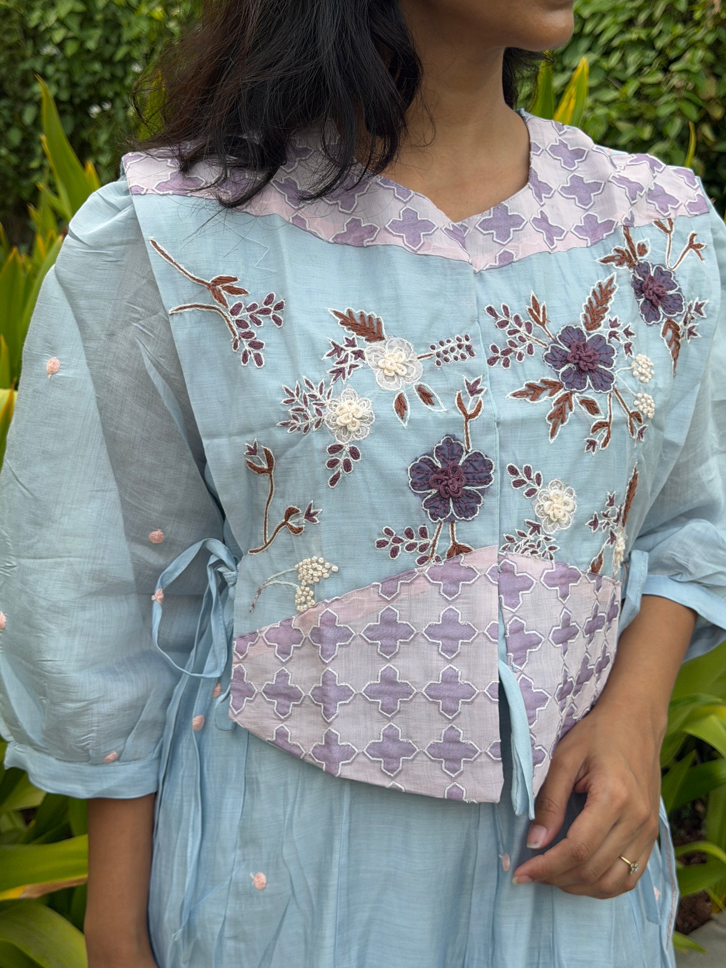 A0764 Mul Chanderi Powder blue 3pc set with khali top, pants and coat