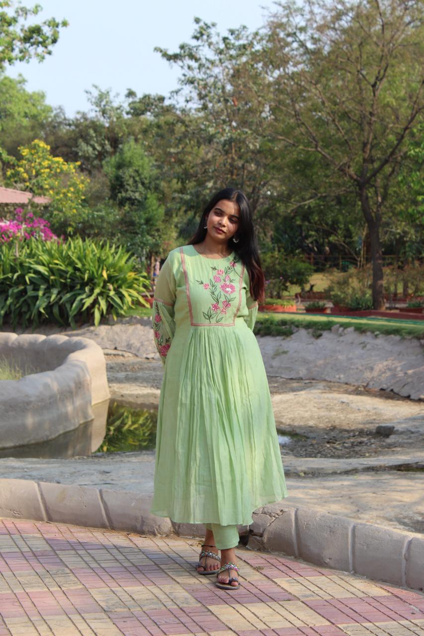 A0333 green Premium Mul chanderi 3 piece set with Applique work detailing